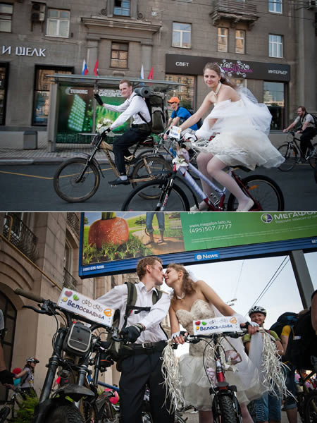 The Russian couple who decided to get married while bicycling:
A couple of bicycle lovers decided to tie the knot in a very unusual but healthy way: by riding bicycles all over the city, accompanied of course by their cyclist guests.