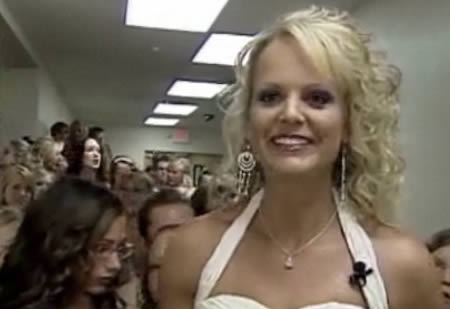 The bride who had 110 bridesmaids and set a World Record:
Did you know that there's a Guinness World Record for the most bridesmaids in a wedding? One bride from Proctorville, Ohio, broke the record with more than 100 bridesmaids at her June 11, 2010 wedding.