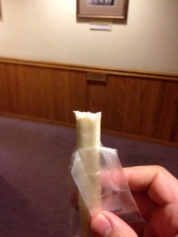 wtf food - eating string cheese wrong