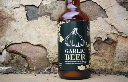 Garlic beer exists, and apparently it’s not that bad.
Dark, roasty, and surprisingly, chocolatey.