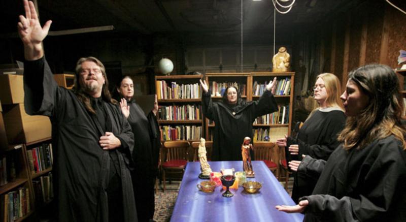 Witch School, Massachusetts.
Witch School teaches witchcraft for budding witches worldwide. More than 40,000 students take their courses online. It also has a physical location. The school is located in Roseville, Chicago but later moved to Salem, Massachusetts.