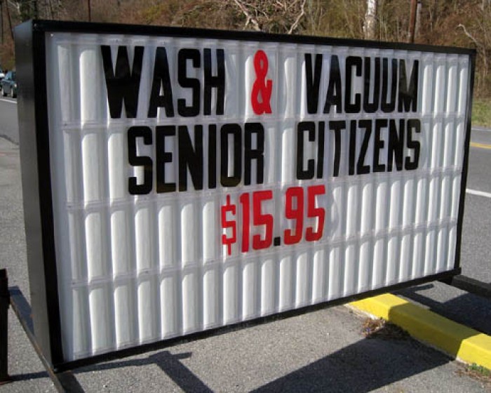 funny signs - Wash & Vacuumit Senior Citizens $15.95