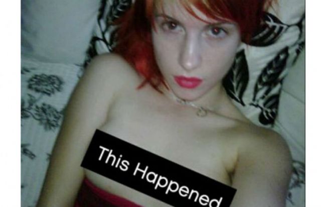 Hayley Williams accidentally posted this naked selfie on her Twitter account and deleted it instantly.