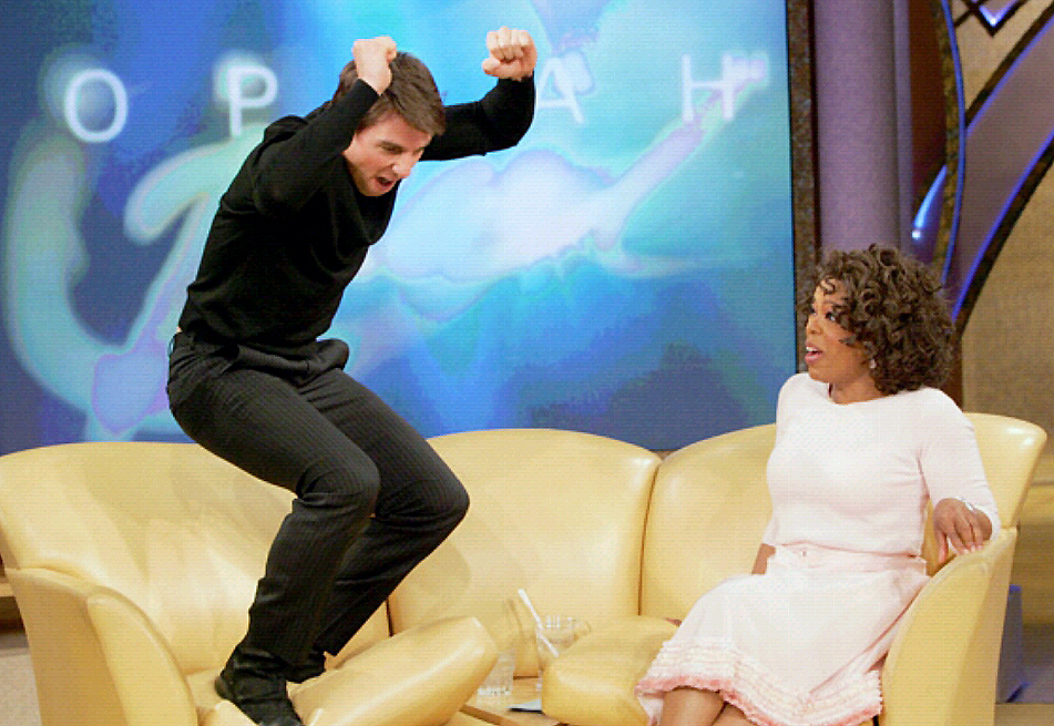 Tom Cruise jumped on while declaring his love for then-girlfriend Katie Holmes. “Calm yourselves!” This is what Oprah told the audience at the moment. She actually wanted Tom to calm down.