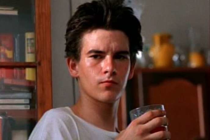 Justin Pierce – Best Known For: Role as ‘Casper’ in Kids and ‘Roach’ in the film Next Friday – Justin died in 2000 when he was 25 years old when he hanged himself in Las Vegas.