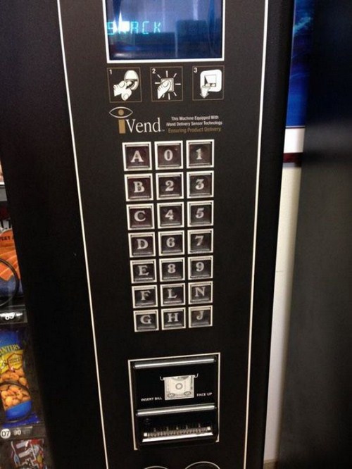 failed interface design - Borck The Machine Vend weer een mur Product Delivery