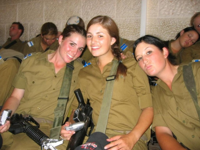 35 Military Girls For Memorial Day
