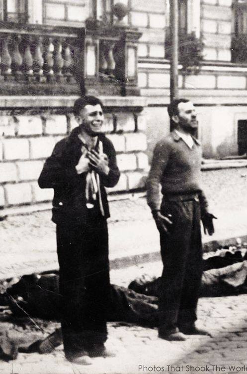 The execution of Polish men on Bloody Sunday - Bydgoszcz, (1939).