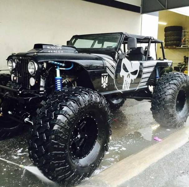 jeep on huge tires