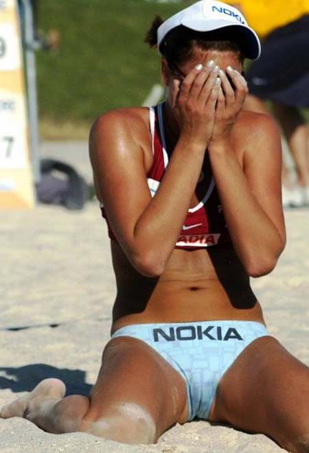 beach volleyball cameltoe - No Va Nokia.