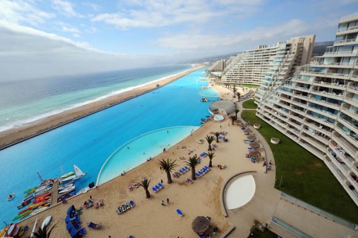 World's Largest Swimming Pool Guinness World Records