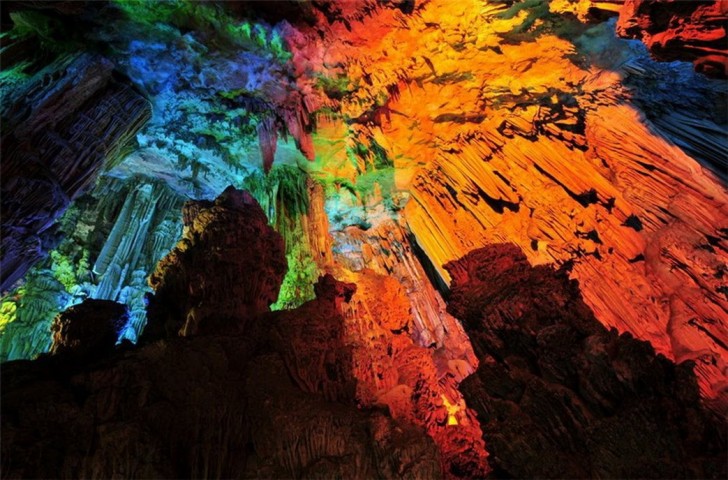 Reed_Flute_Cave_China_