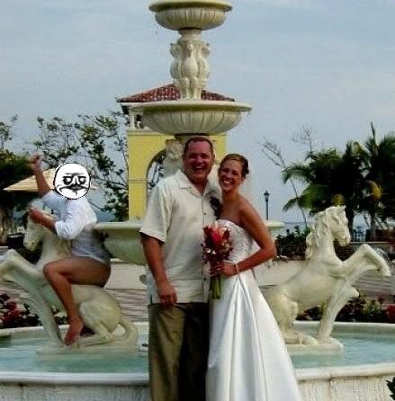 Wedding Photo-Bombs!!
