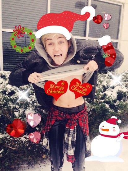 Miley Cyrus MERRY CHRISTMAS at the Jingle Ball...