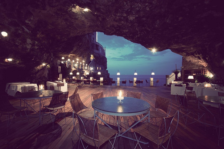 Ristorante Grotta Palazzese in Italy