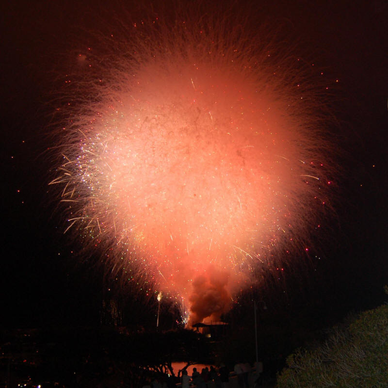 This is how big of an explosion that 20 minutes of fireworks going off at once looks like.