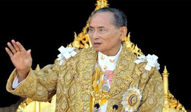 Insulting the king in Thailand.Expect to spend no less than 10 years in jail.