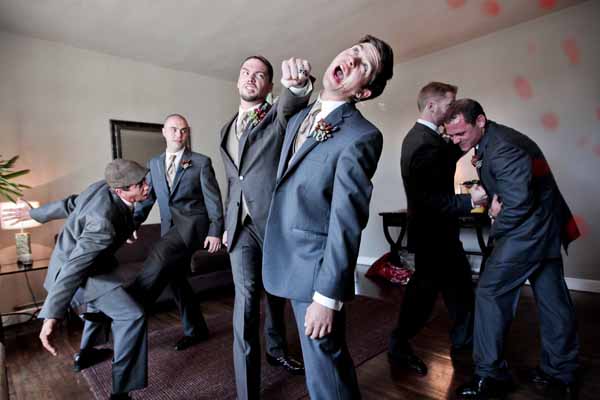 20 Wedding Groomsmen Photos Done Right!