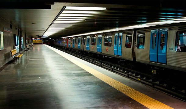 15 of the air in an average metro station is human skin