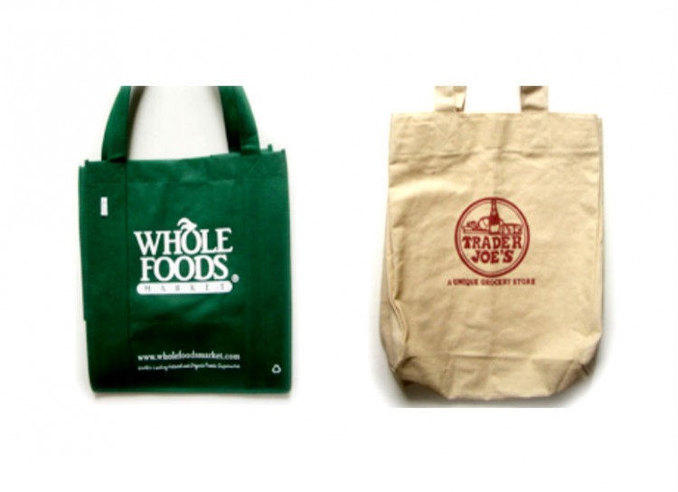 The Japanese love reusable shopping bags, especially those which include logos of American stores like Whole Foods or Trader Joes. These canvas bags are difficult to find inside the country and those which are for sale are sometimes exorbitantly priced. That is assuming you can manage to get one before the item sells out.