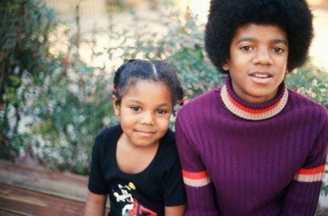 Young Janet and Michael Jackson.