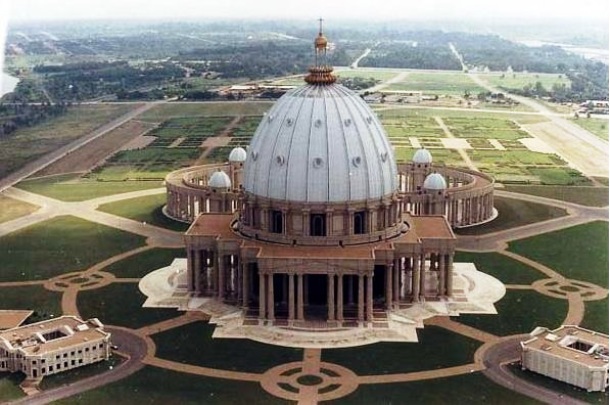 Yamoussoukro is the official political capital and administrative capital city of The Ivory Coast, West Africa. The city is also the site of what is claimed to be the largest Christian place of worship on Earth