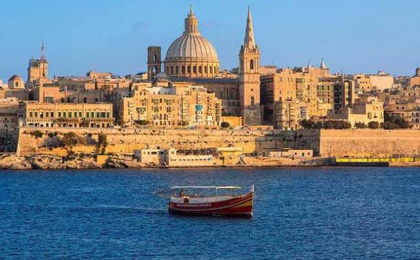 Valletta is the capital of the little Mediterranean country Malta. With a population of just 6.675, Valletta is the smallest and second southernmost capital of the EU.