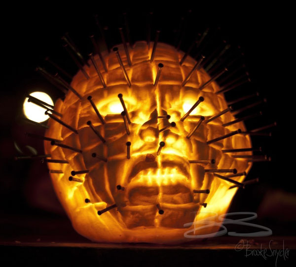 Creative Jack o Lantern carved pumpkin - light - Prake Sydle