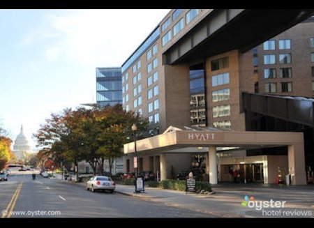 11 Hilarious Examples of False Advertising!