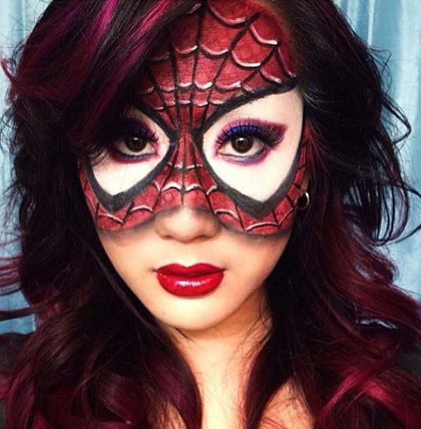 32 Lovely Ladies Scariest Halloween Makeovers!