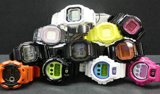 G-Shock,not exactly an Apple Watch...Who knew back then?But you wont find many things that were made in the 90s that you can still use or wear today without people looking at you like you came from another planet. Thanks to Casio, G-Shock is as cool now as it was back in our favorite decade but that is, of course, only if you dont pick one that comes in pink, orange, yellow, and other bright colors that you were allowed to wear only back then when you were a kid
