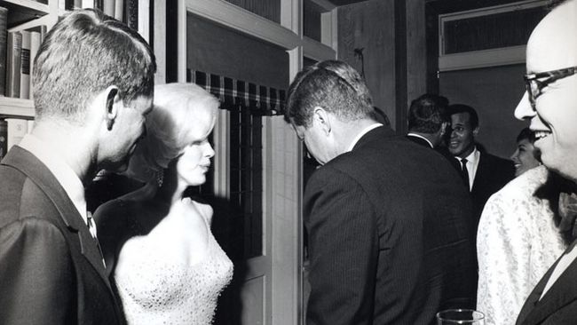 John F. Kennedy and Marilyn Monroe-Perhaps the most famous sex scandal in modern history, this one combined the world of celebrity with the world of politics, in large part because the person at the center was not only the most powerful man in the world, but also something of a celebrity himself.