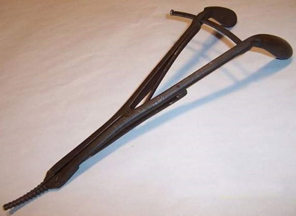 Cervical Dilator: This instrument was used to dilate the cervix during labor. However, such dilators became less popular because they often caused the cervix to tear.