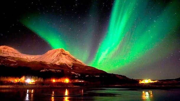 Thanks to its unique location just outside the Arctic Circle, Iceland offers its visitors another astonishing attraction  the northern lights. Ranked among the most spectacular natural phenomena on Earth, the northern lights can be observed in Iceland usually from middle September to middle April.