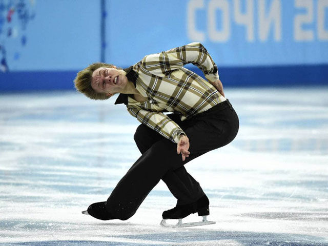 19 Figure Skaters Funny Frozen Faces!