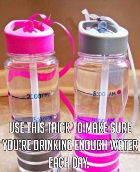 water bottle life hack - Opm Use This Trick To Make Sure You'Re'Drinking Enough Water Each Day