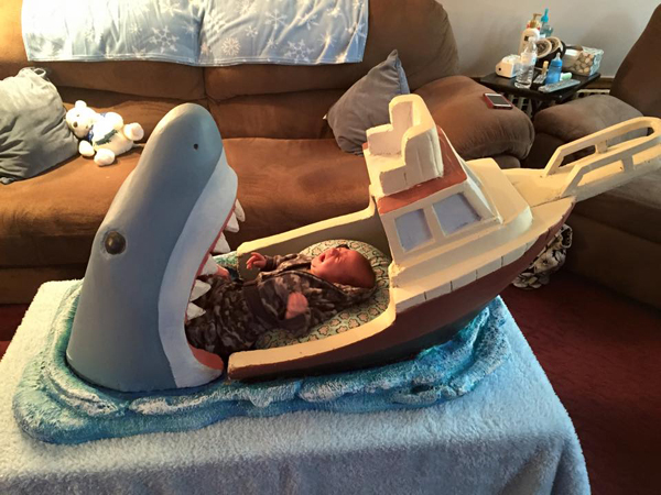 jaws baby bed
