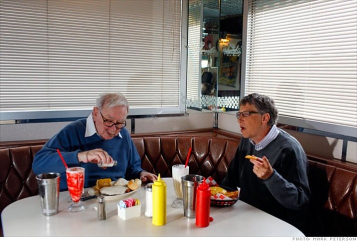 Warren Buffet and Bill Gates, the two richest men in the world worth nearly $140 billion combined, share a humble meal at a diner