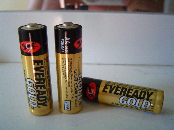 If you don’t have the right batteries for vital devices such a radio or flashlight, you can use shorter batteries by simply balling up some aluminum foil to fill the gap in the battery compartment.