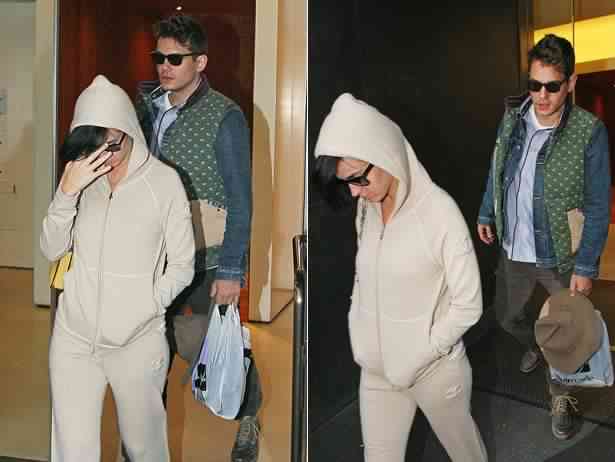 Katy Perry seen leaving John Mayer's home in this photo.