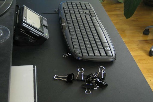 Got a broken keyboard? We have good news for you. You can buy a few cheap binder clips and use these as your keyboard's “new legs”.