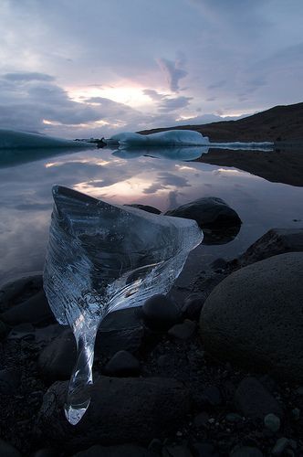 36 Incredible Images of Beautiful Icebergs!