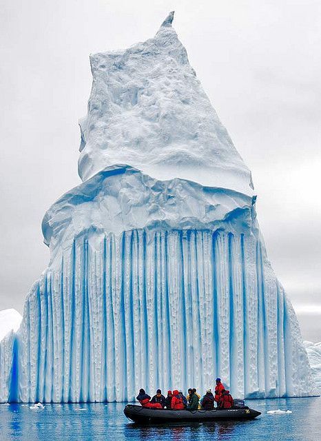36 Incredible Images of Beautiful Icebergs!