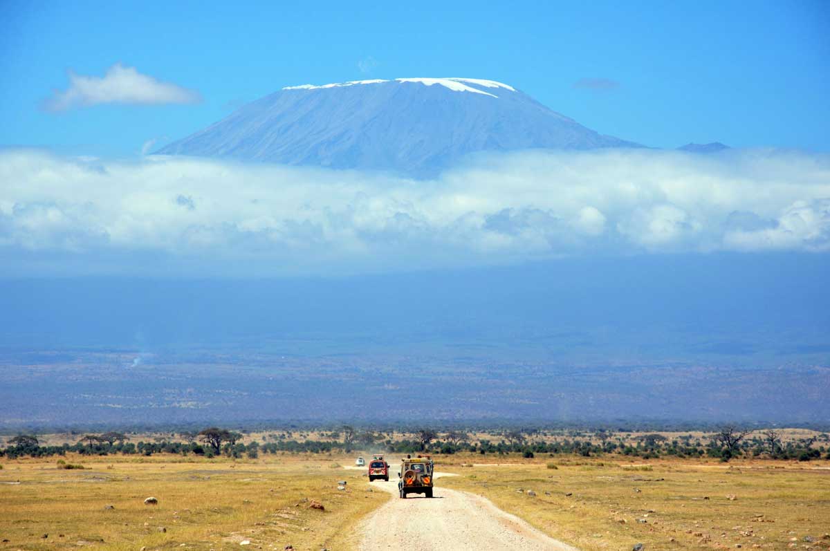 mount kilimanjaro view from kenya