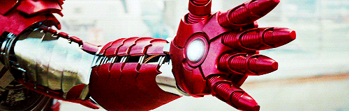 Iron Man's suit is made up of roughly 450 separate pieces.