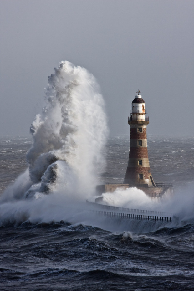 lighthouse sunderland england