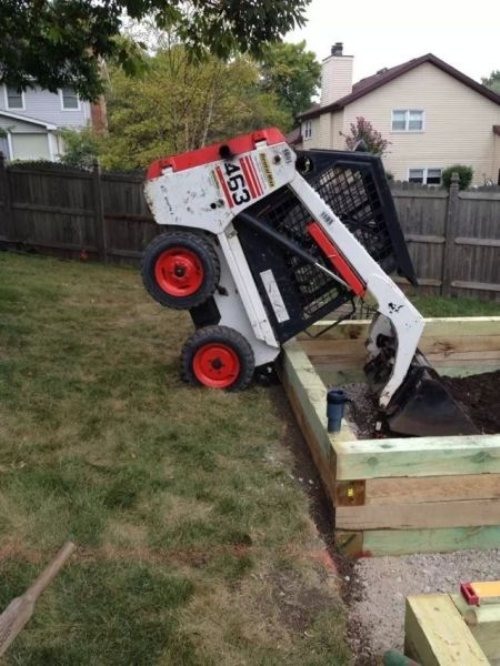 mini excavator fail - 462