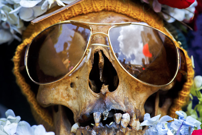 This festival hearkens back to pre-Columbian times, when people would feast with the bones of their relatives once a year. Today, people only use the skulls. On November 9, they adorn the skulls with flowers and make offerings to them in exchange for a year of protection. Though the festival is ancient, participants sometimes get a modern touch!