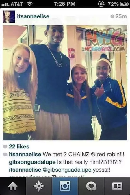 fat trel eating the butt - 11. At&T @ 72% Et itsannaelise 25m Enchmygte.Com 22 itsannaelise We met 2 Chainz @ red robin!!! gibsonguadalupe is that really him!?!?!?!?!? itsannaelise yesss!!