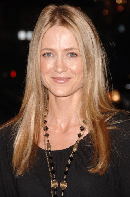 7. Kelly Rowan

Kelly Rowan is best known for her portrayal of the Kirsten Cohen on “The O.C.” Kirsten was practically perfect. She was a great mother, had a great relationship with her husband, Sandy, and had a great career in real estate. Even when she struggled with alcoholism and her dismissive father, it was hard not to root for her. Rowan’s great facial structure, toned physical and beautiful face made her a little too enviable.
